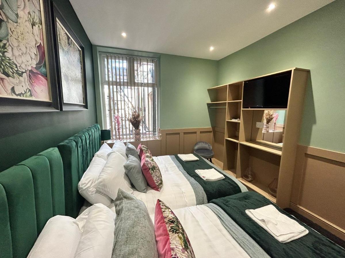 Strawberry Fields Suite By Sasco Apartments ブラックプール エクステリア 写真